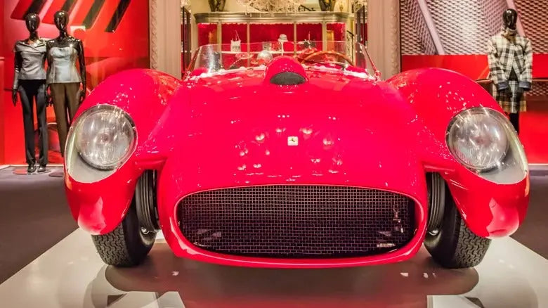Ralph Lauren : sa collection secrète de voitures a fasciné le Louvre