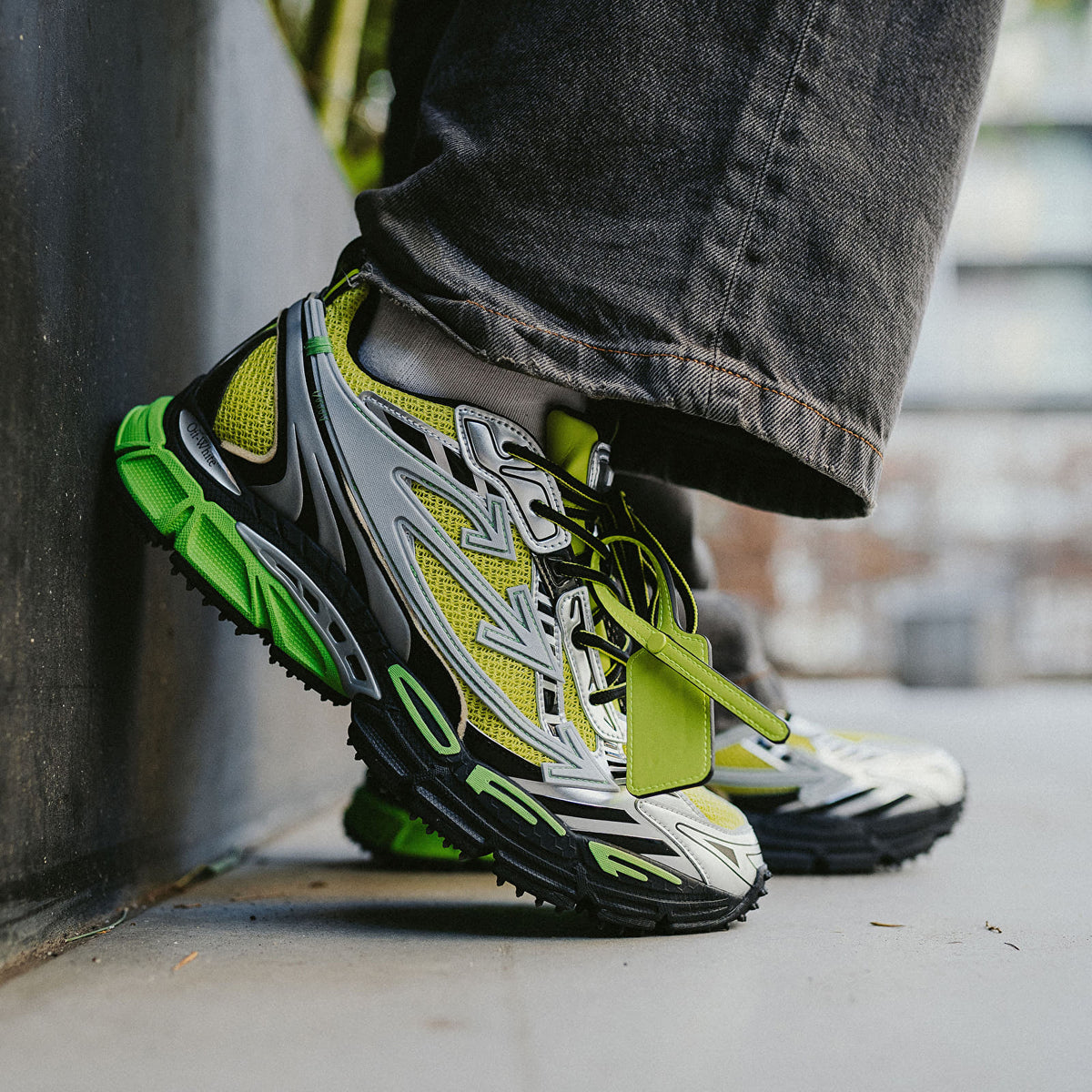 SNEAKERS OFF-WHITE