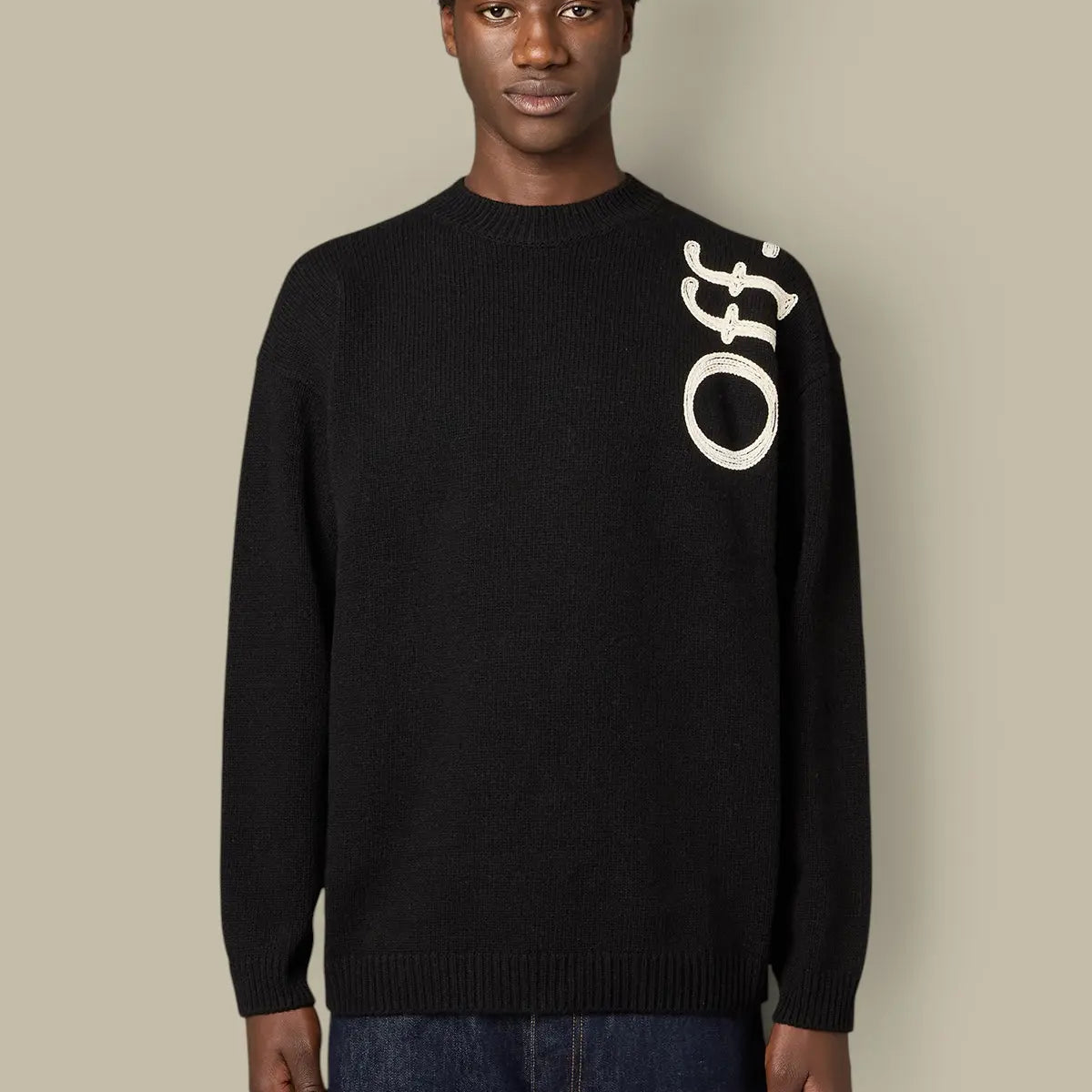 Pull Off-White Noir - Vertical Bookish Off-White