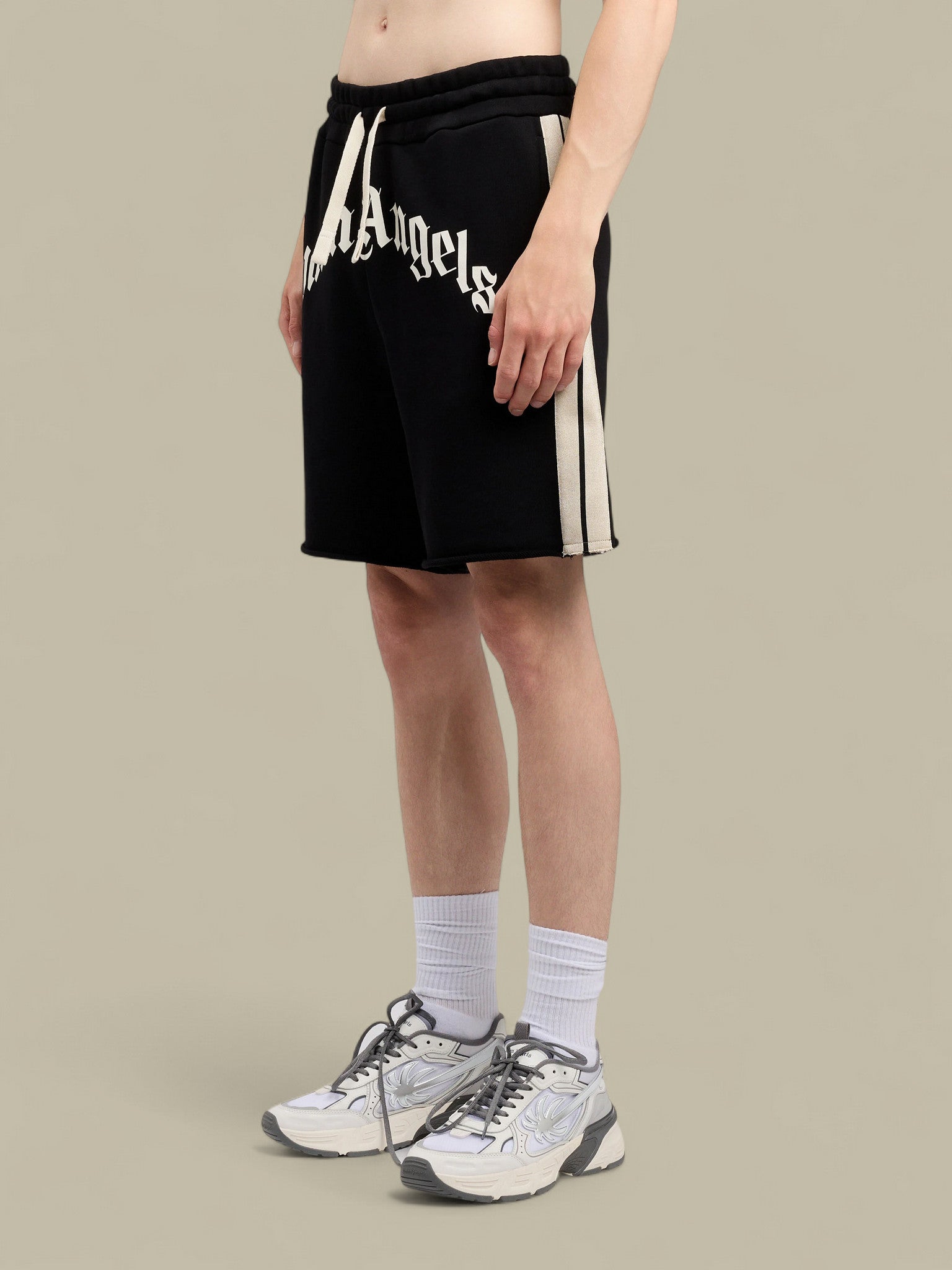 Short Palm Angels Noir - Curved Logo Track Sweatshorts Palm Angels
