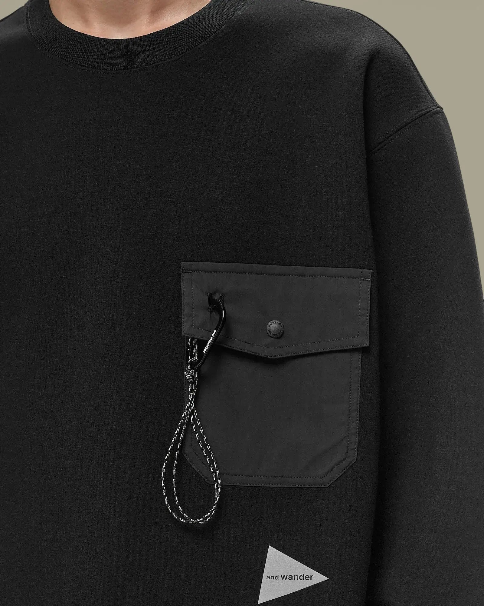 Sweat And wander Noir - Col Rond - sweat