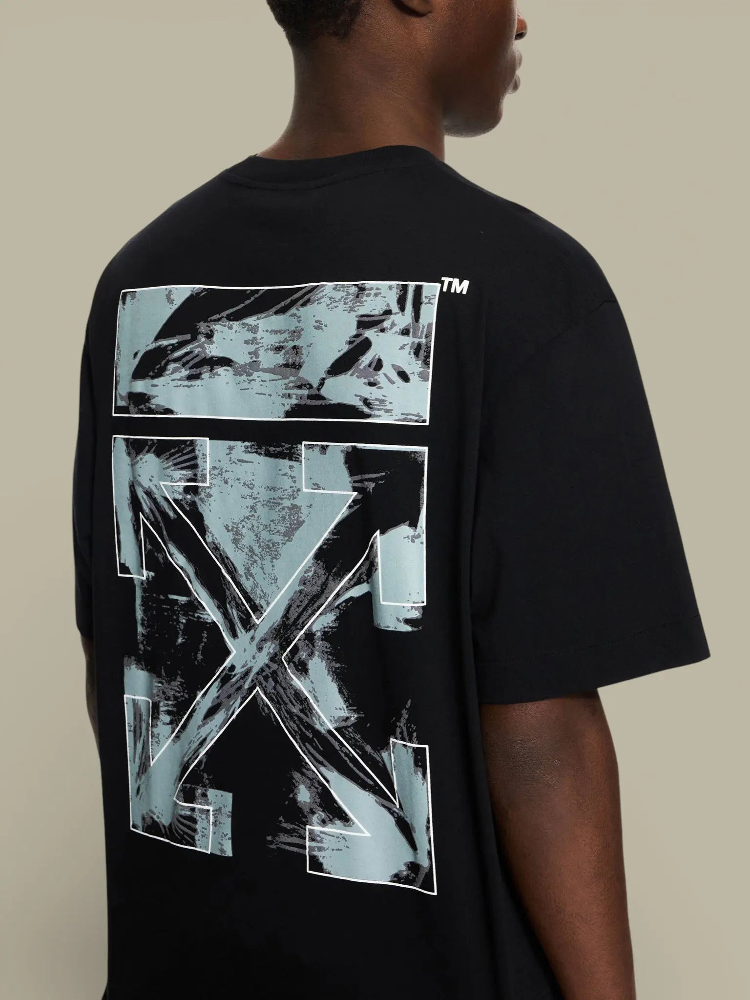 T-Shirt Off - White Black - Rubbed Paint Arrows - t-shirt